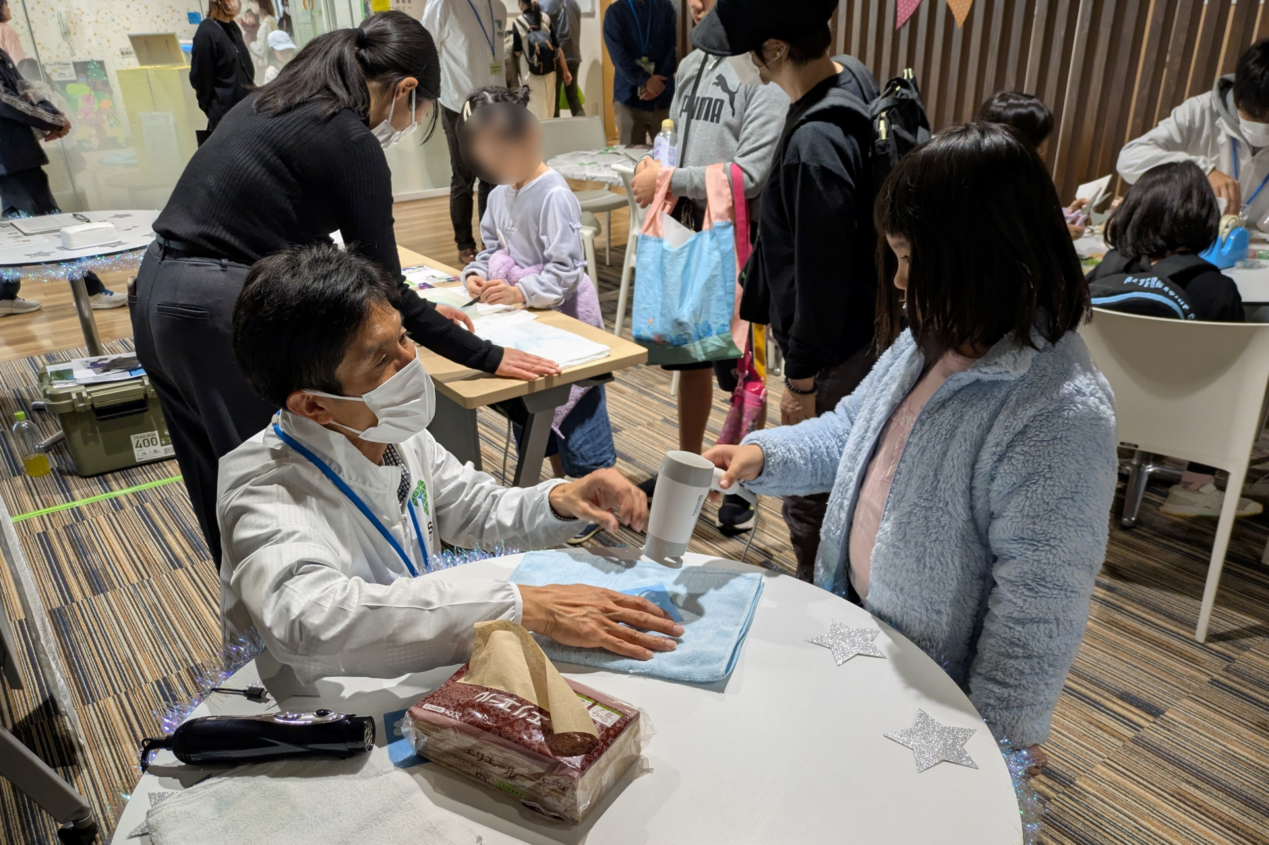 キクロスまつりにてブース出展　子どもたちに半導体の面白さを伝える　（地域共生＆GI部会・人材育成部会）